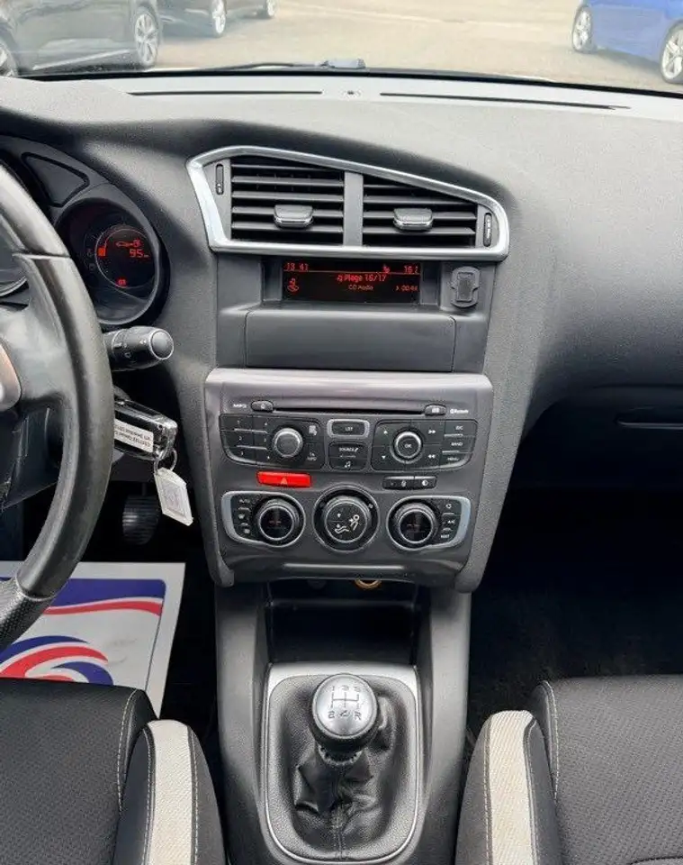 Citroen C4 Berline — photo 11