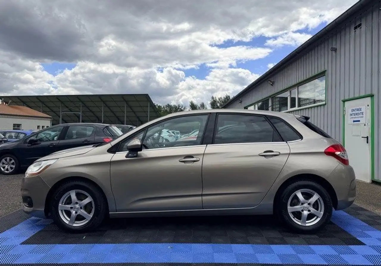 Citroen C4 Berline — photo 6