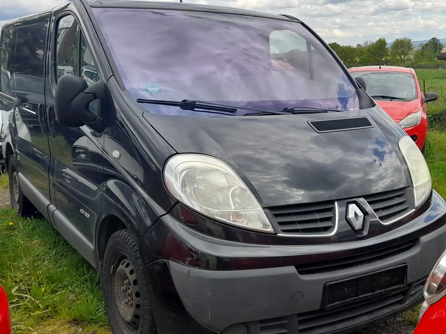 Renault Trafic L1H1 2.5 Dci Automatik Getriebe Schwarz - 2