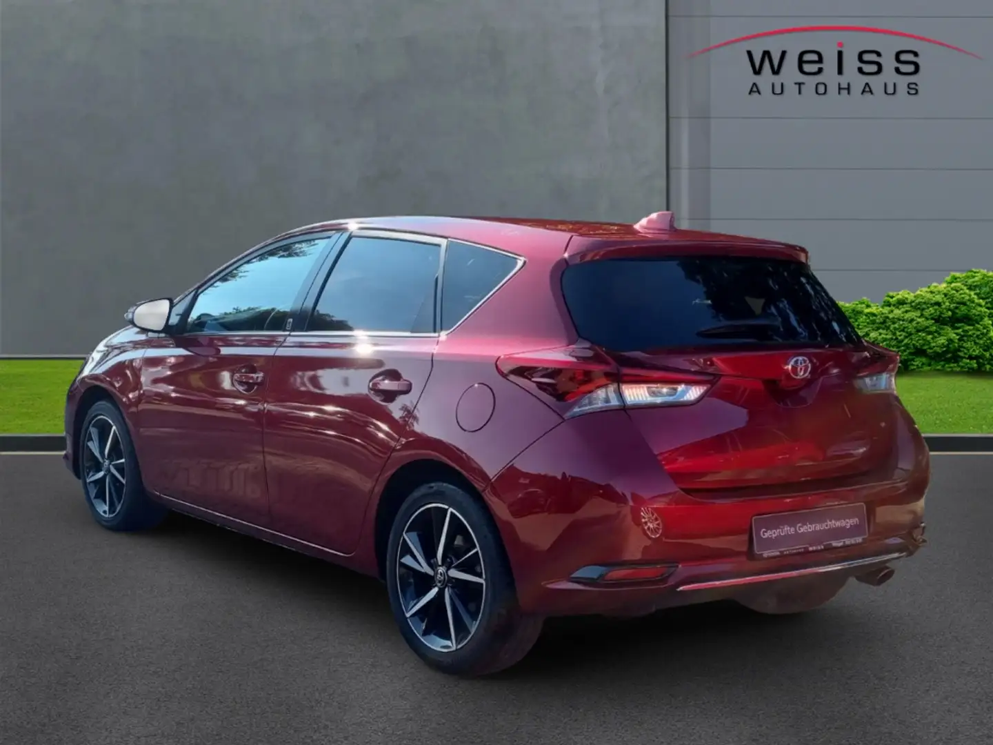 Toyota Auris Team D 1.2 Turbo AHK*SHZ*DAB*NAV*M+S*CAM* Rot - 2