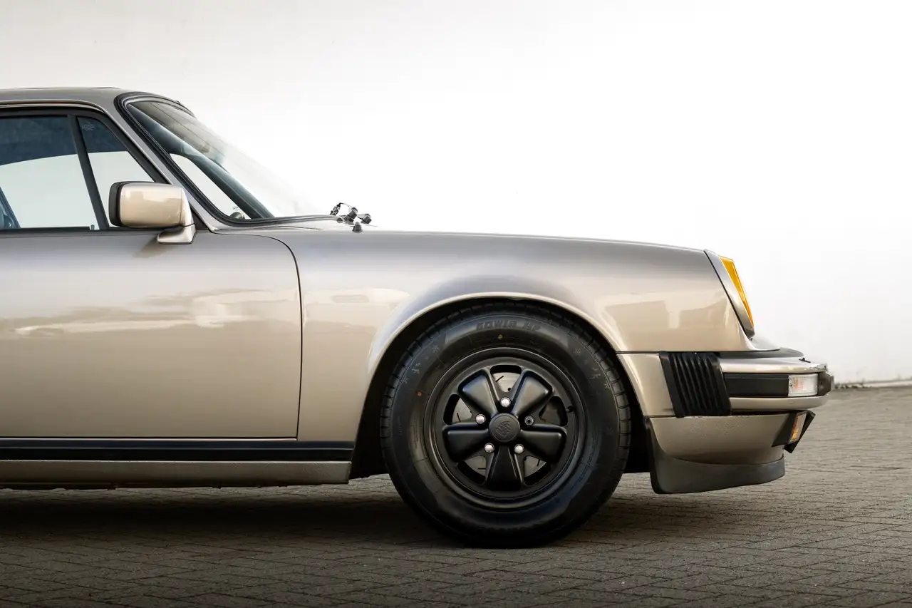 Porsche 911 3.2 Carrera Coupé, foto 12