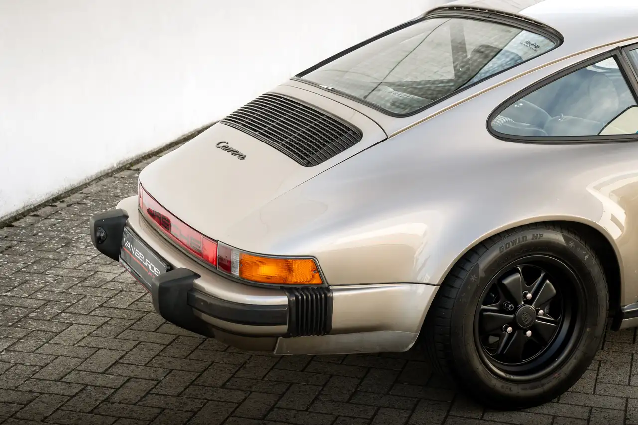 Porsche 911 3.2 Carrera Coupé, foto 10