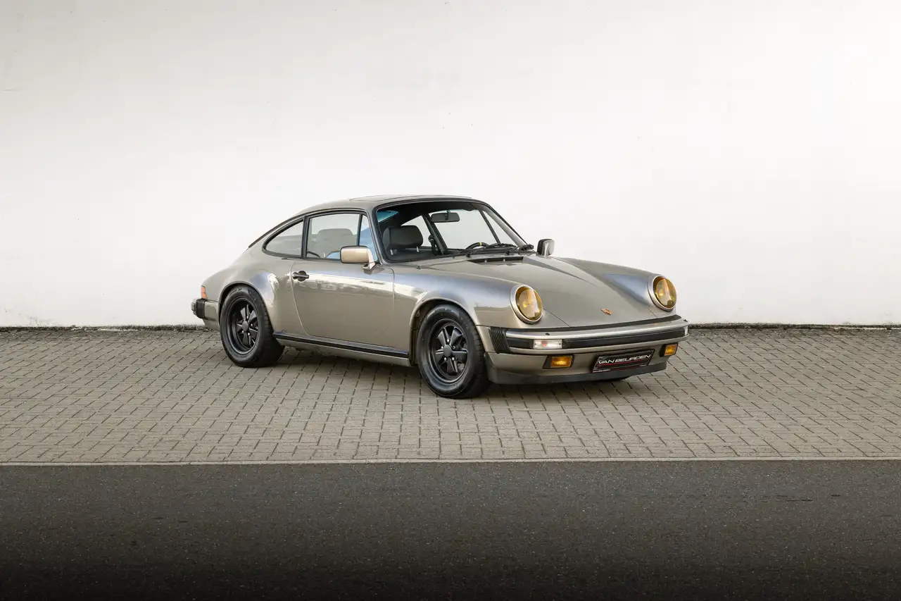 Porsche 911 3.2 Carrera Coupé, foto 7