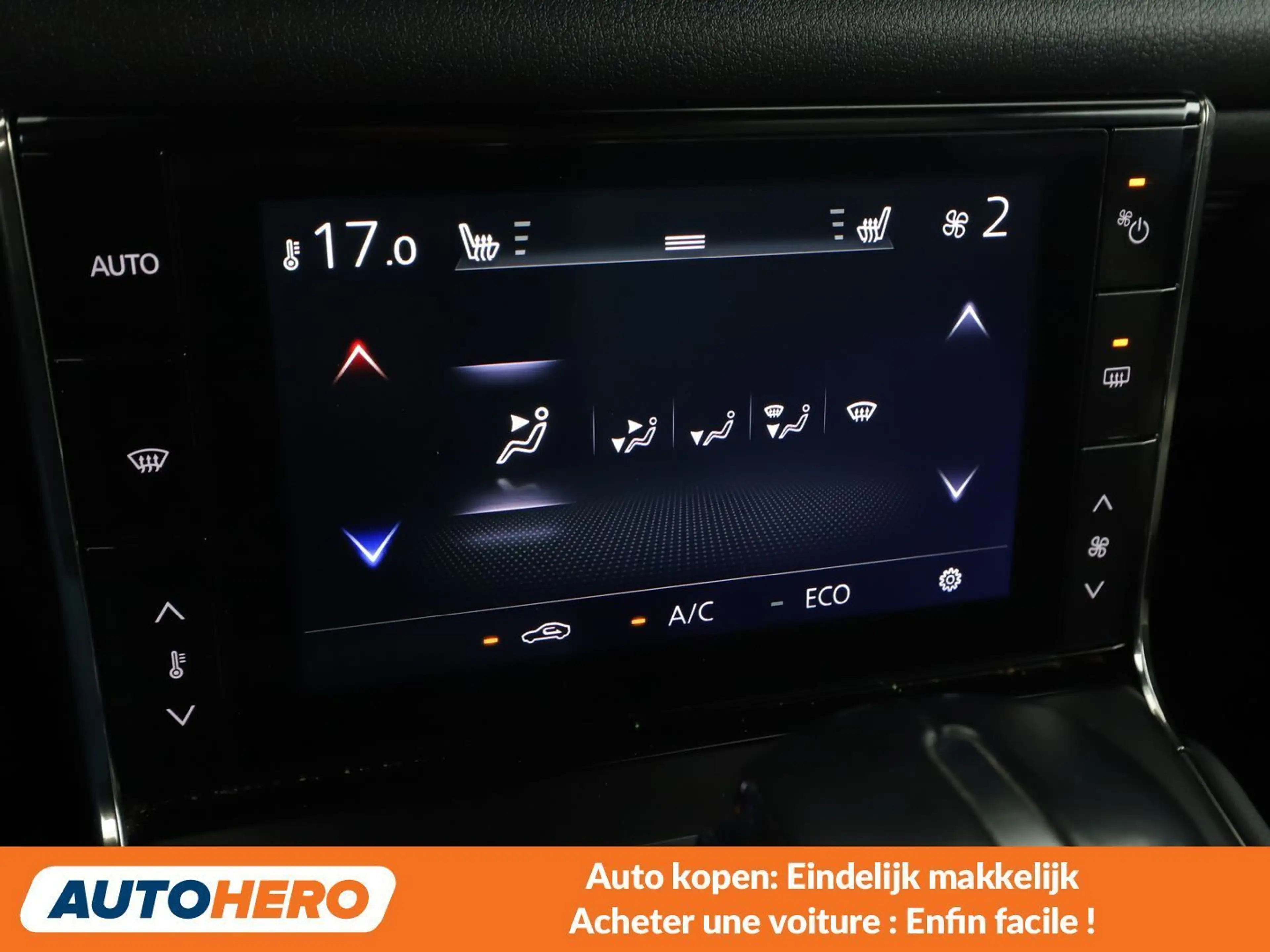 Mazda MX-30 e-Skyactiv 107 kW 100TH Anniversary — photo 12