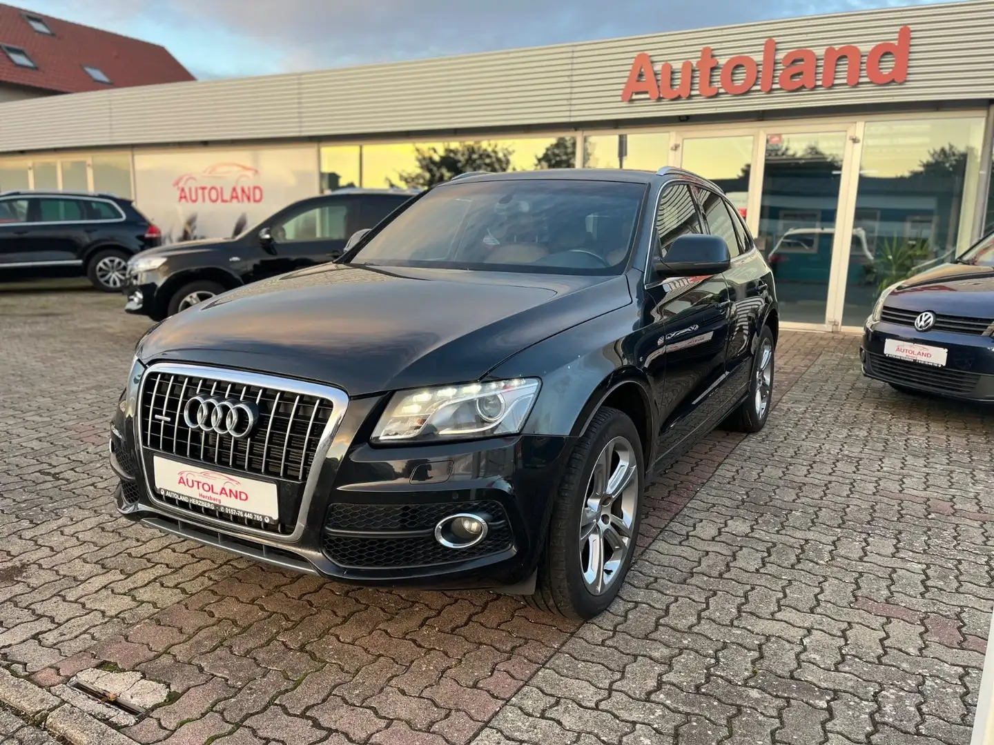 Audi Q5 3.0 TDI Quattro 2X S-LINE NAVI PANO LEDER SHZ Schwarz - 1