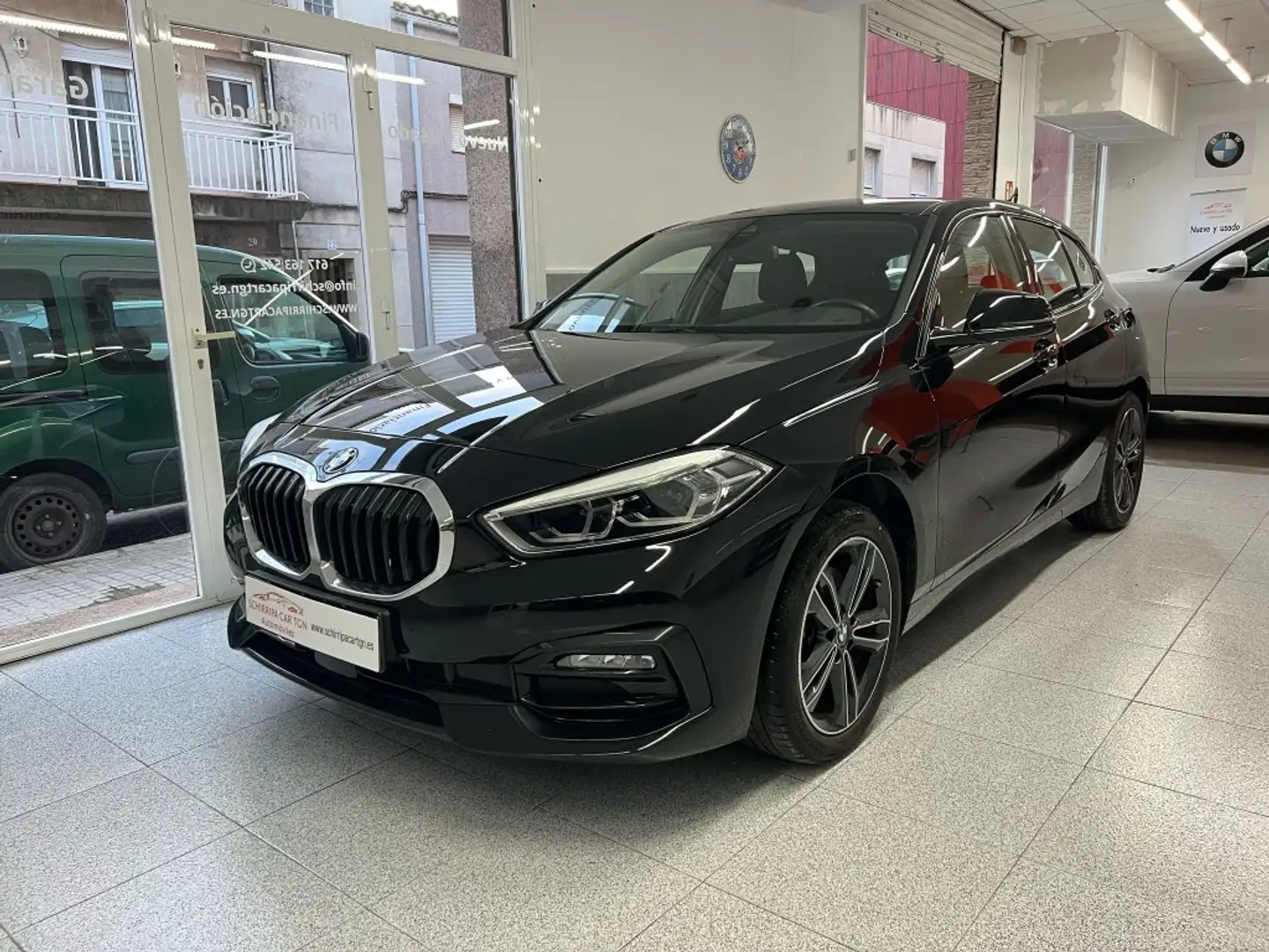 BMW 118 118i Sport Negro - 1