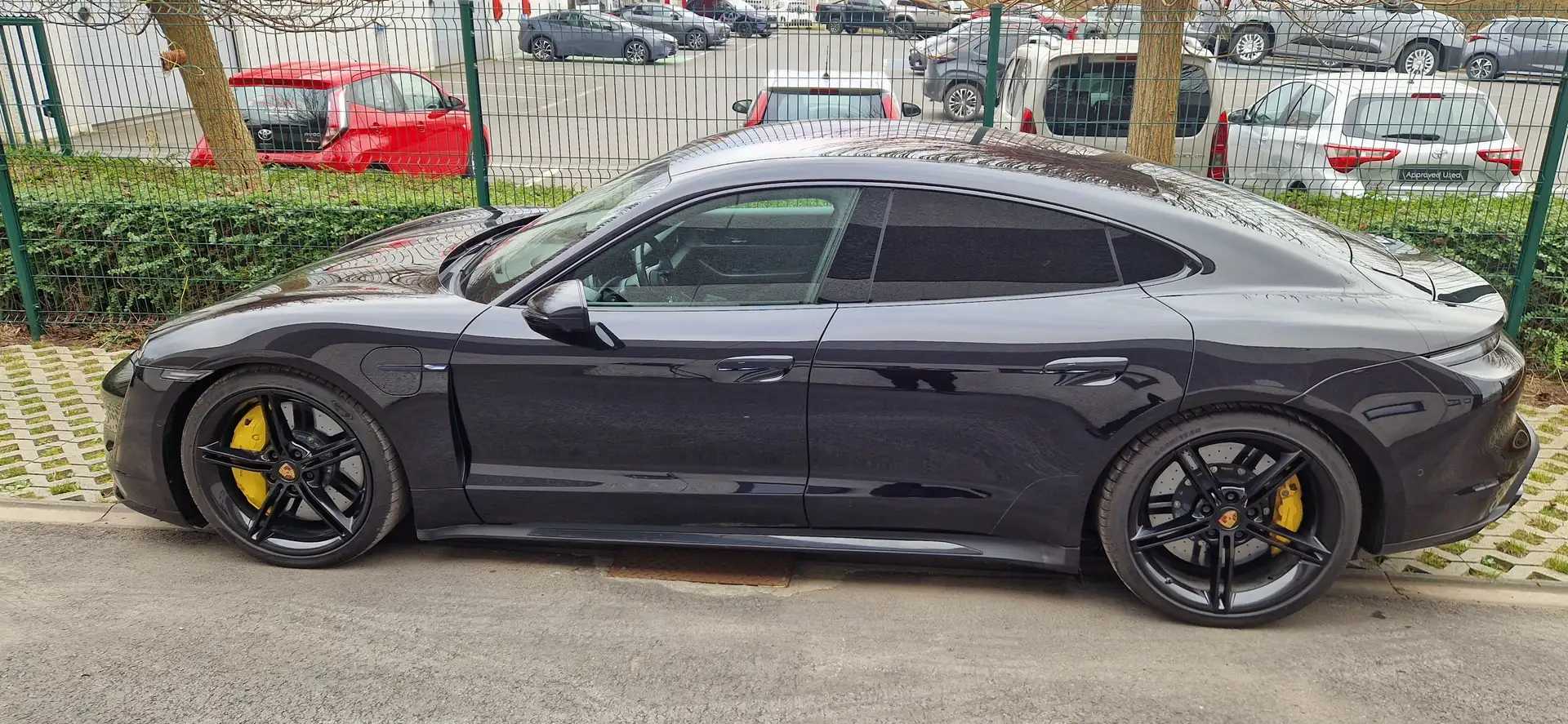 Porsche Taycan Taycan Turbo Zwart - 2