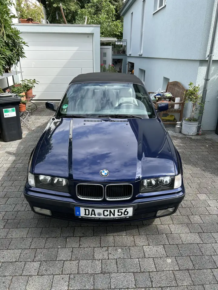 BMW 320i, foto 3