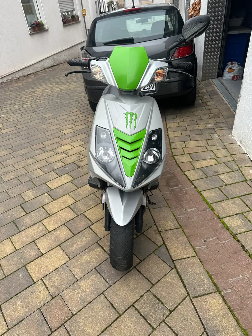 Explorer Race 50 - 1