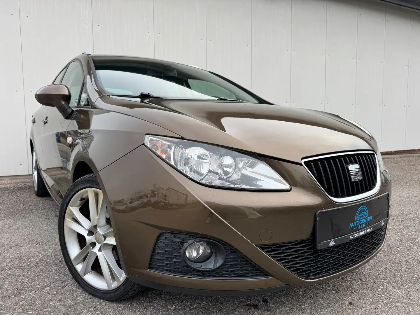 SEAT Ibiza ST Sport Aut. *KLIMA*TEMPOMAT*TÜV* Braun - 1