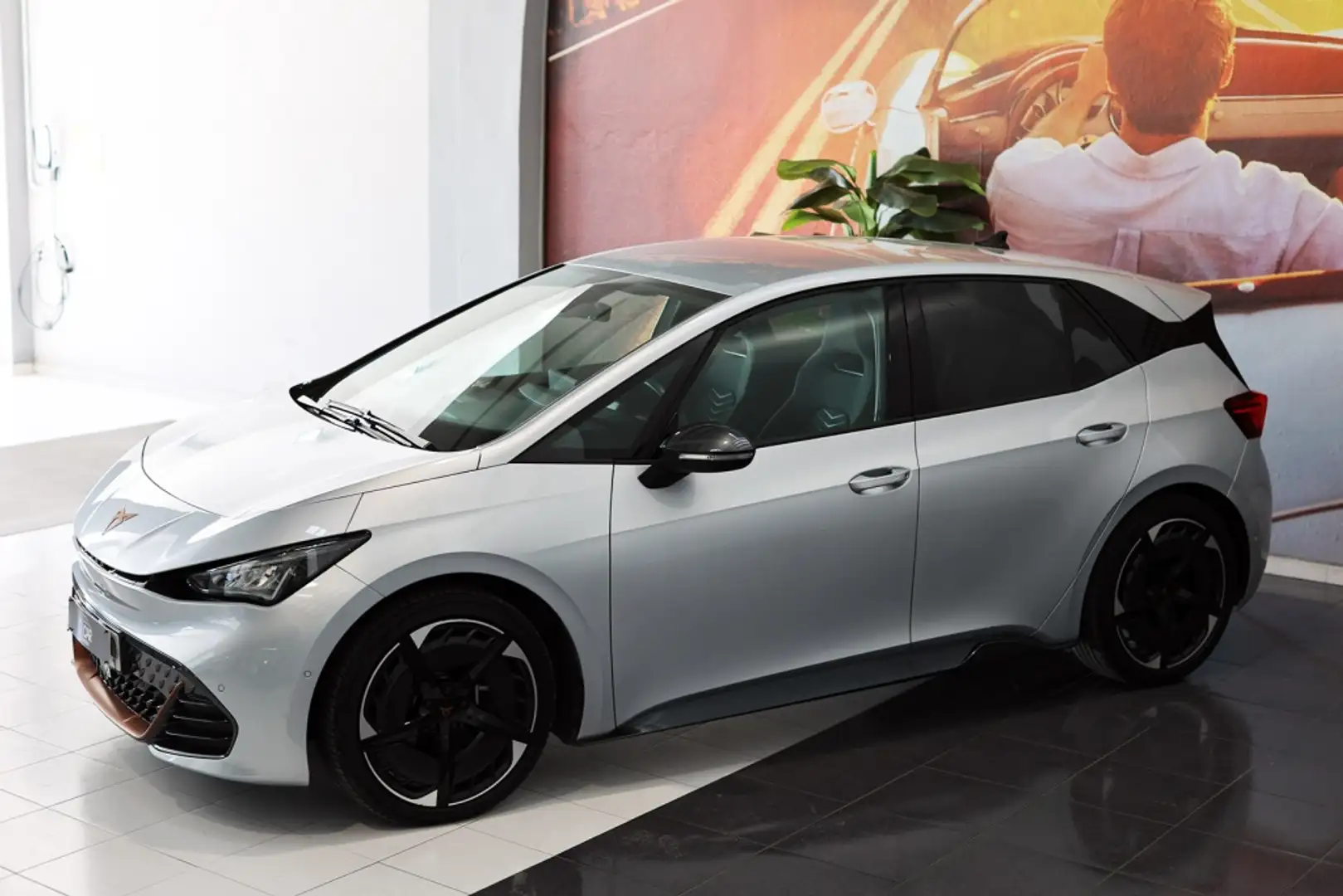 CUPRA Born 150kW 58kwh Gris - 2