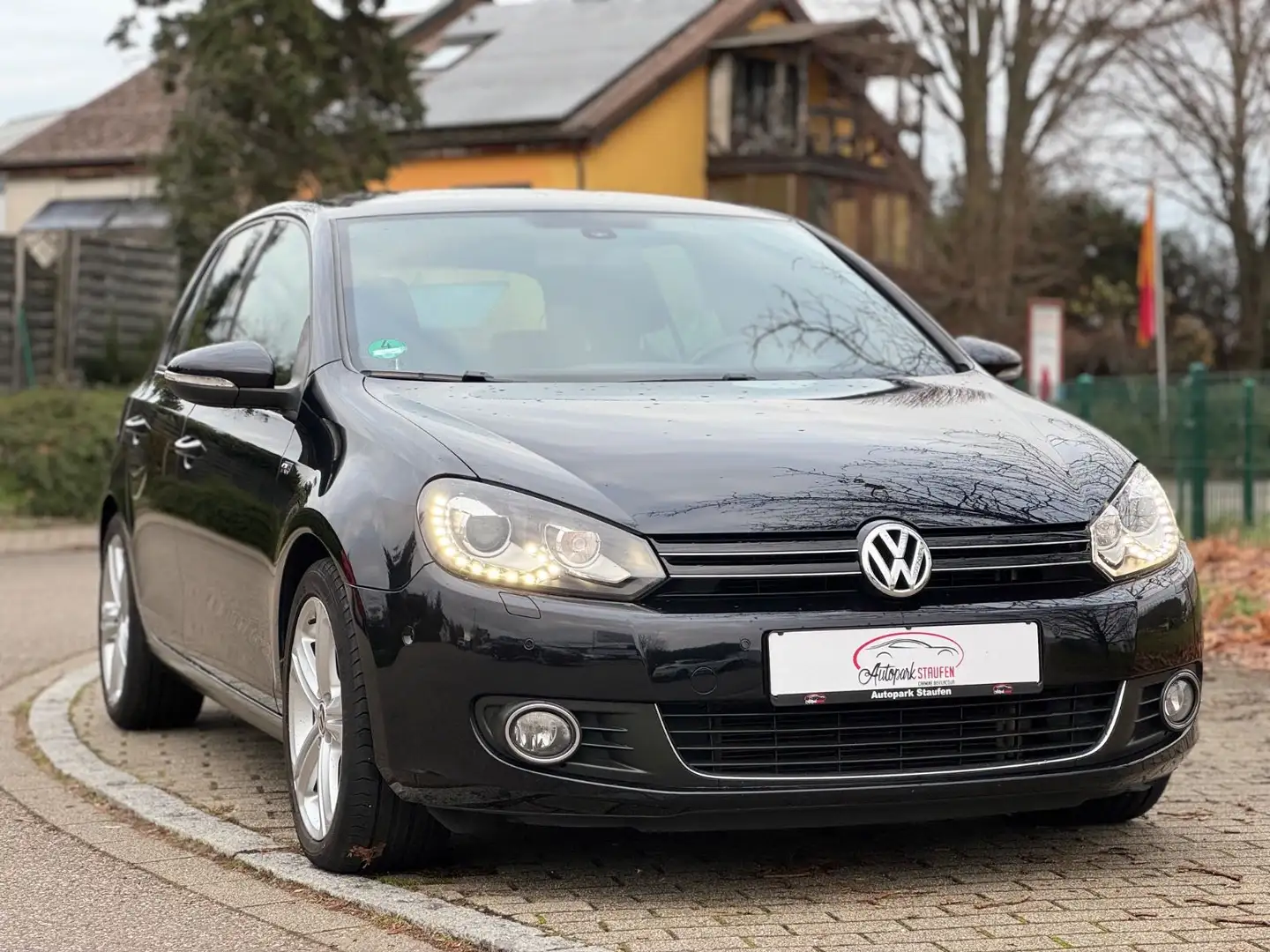 Volkswagen Golf VI Highline / R line / Schwarz - 1