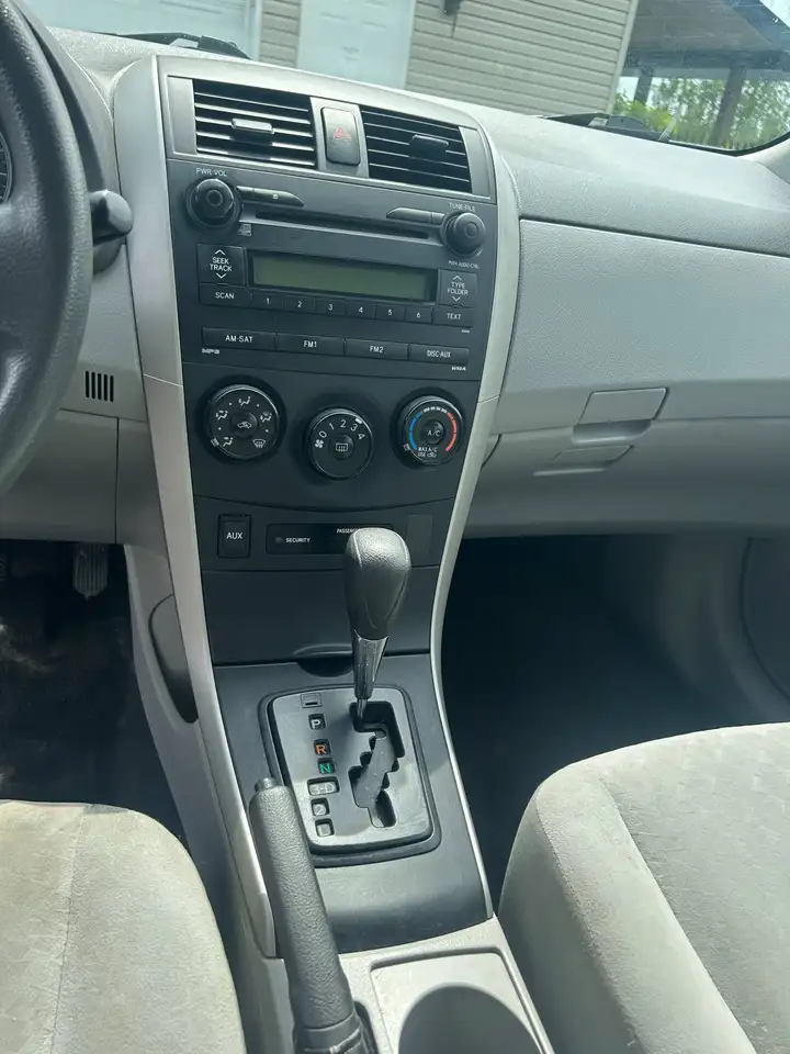 Toyota Corolla photo Toyota Corolla