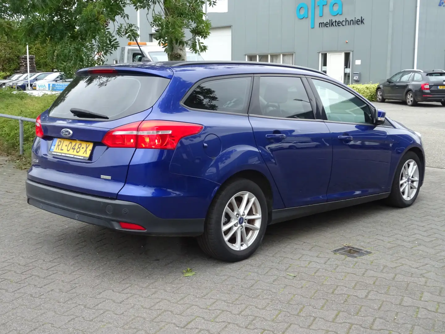 Ford Focus Wagon 1.0 Lease Edition Blauw - 2