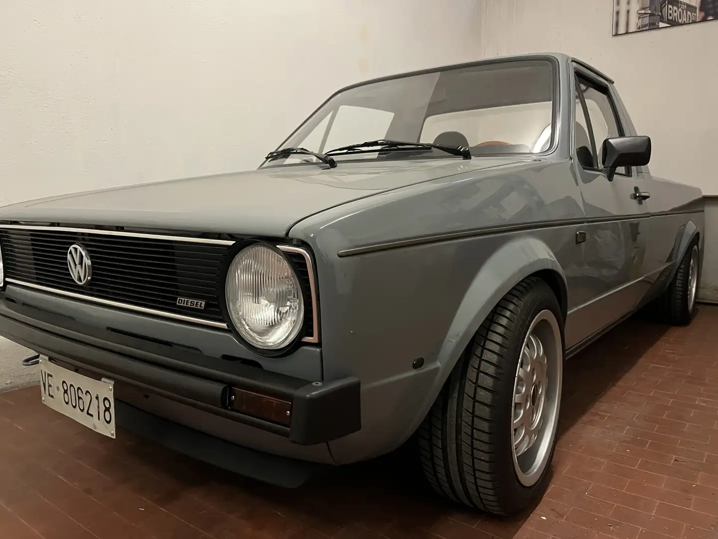 Volkswagen Caddy - 1