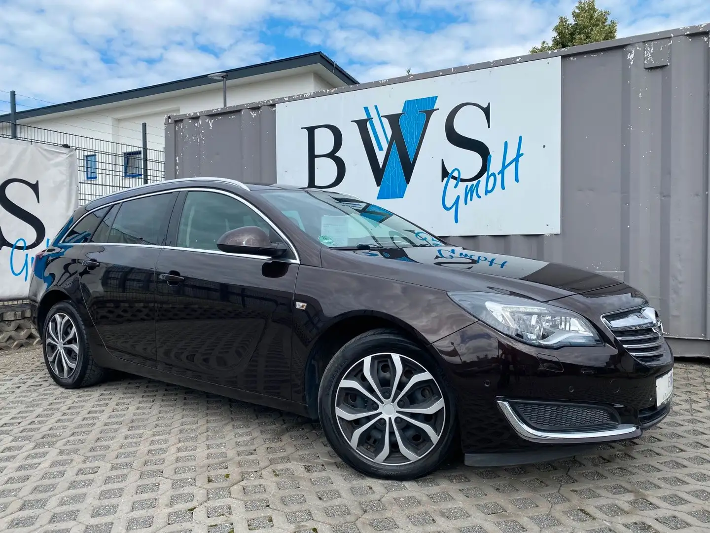 Opel Insignia 1,6 SIDI Sports Tourer Innov./Navi*Park Braun - 1
