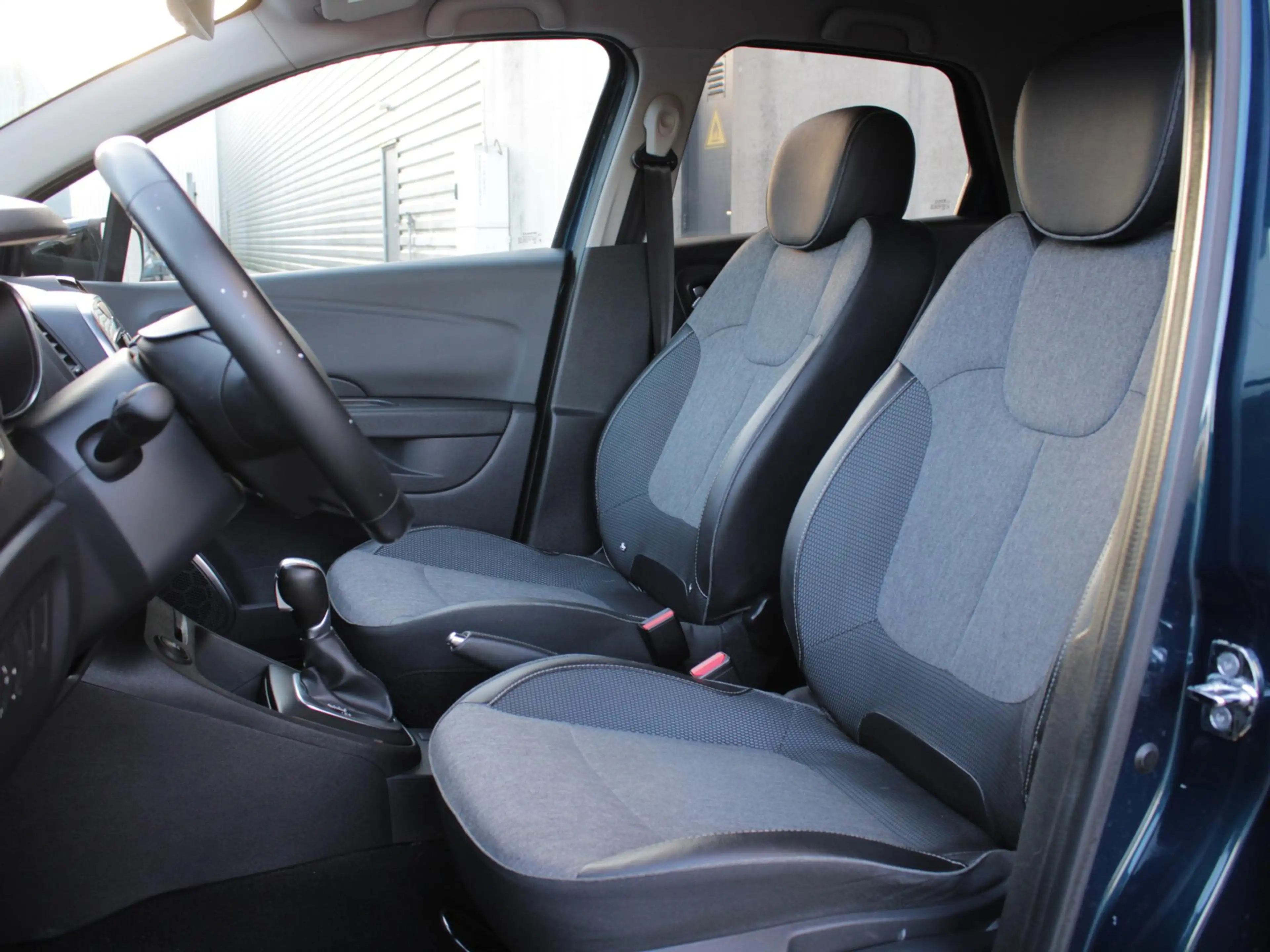 Renault Captur 1.3 TCe Intens | AUTOMAAT | ACHTERUITRIJCAMERA | N — photo 2