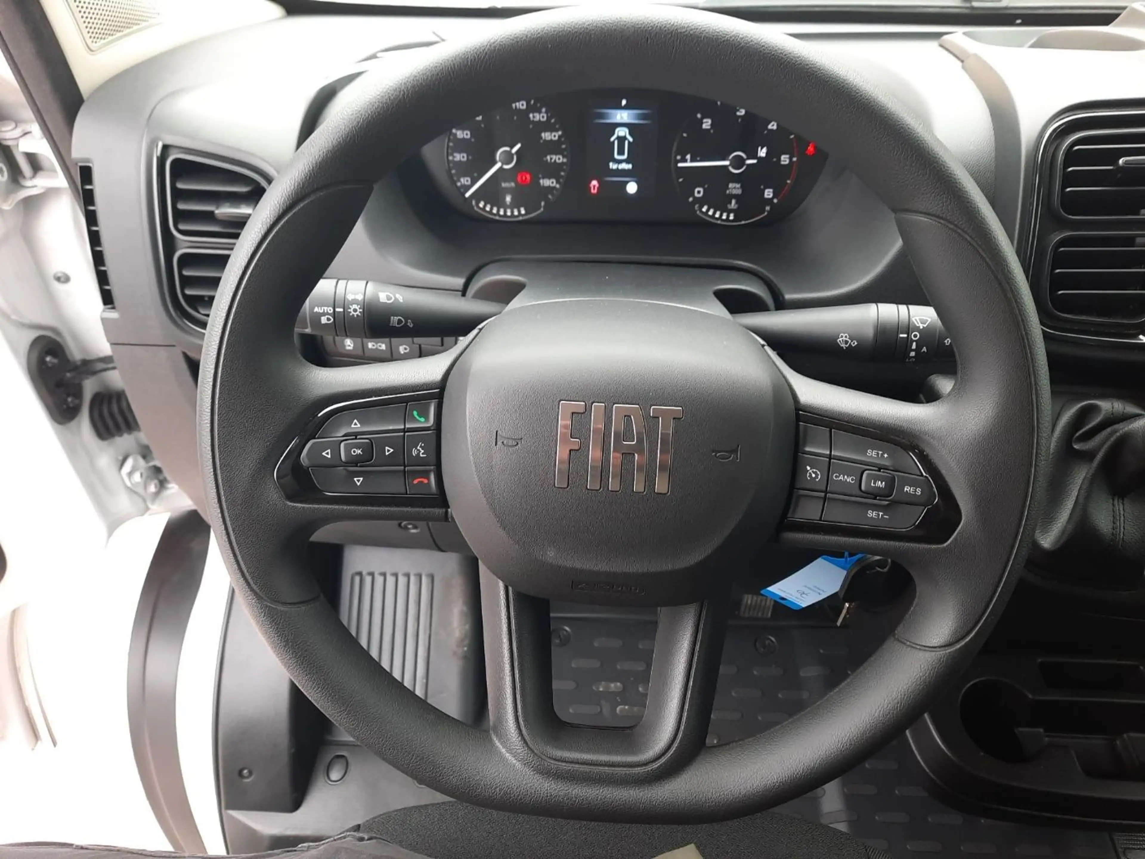 Fiat Ducato Kastenwagen 35 180 M L4H2 Kamera Klima — photo 14