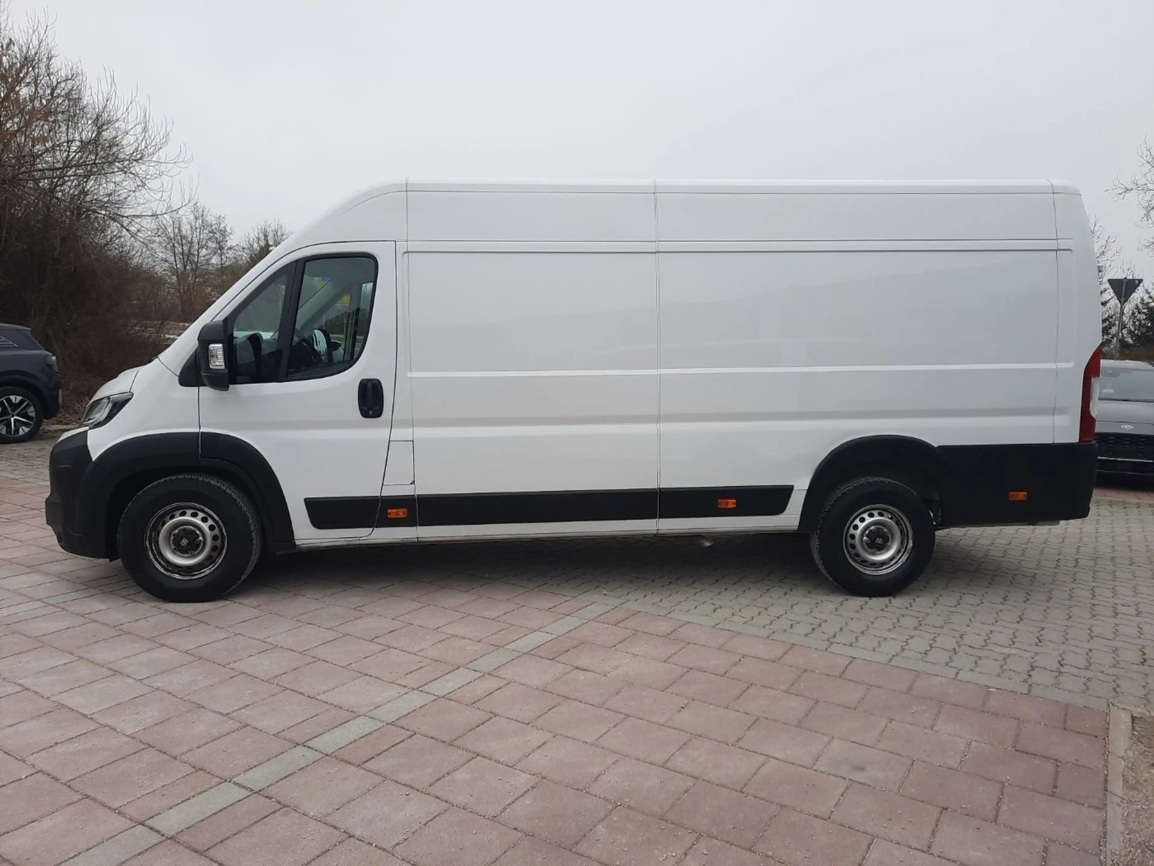 Fiat Ducato Kastenwagen 35 180 M L4H2 Kamera Klima — photo 9