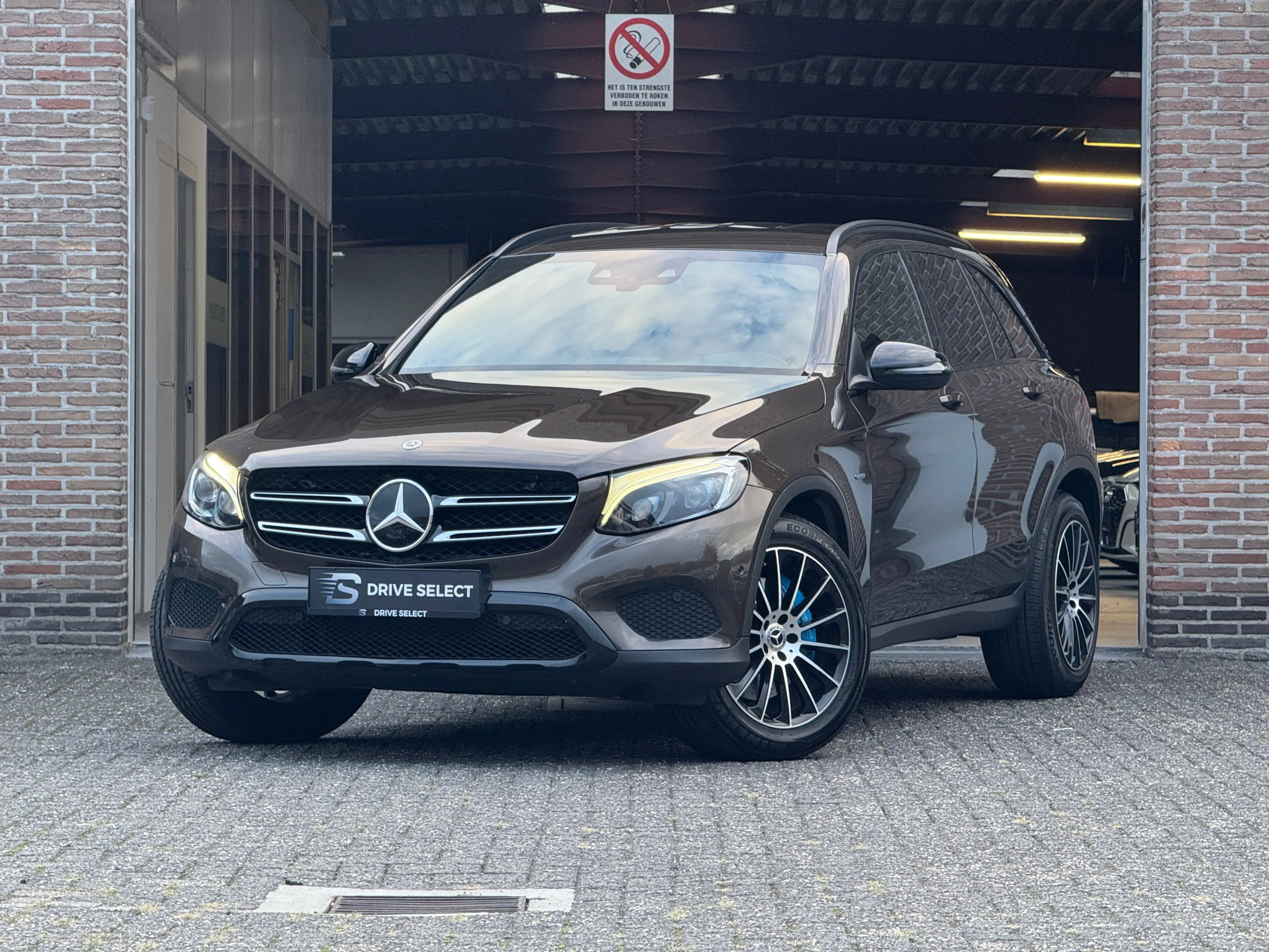 Mercedes-Benz GLC 350 e 4-Matic PHEV | LED | Airmatic | ACC | Lane Assist | Camera | Garantie — photo 3