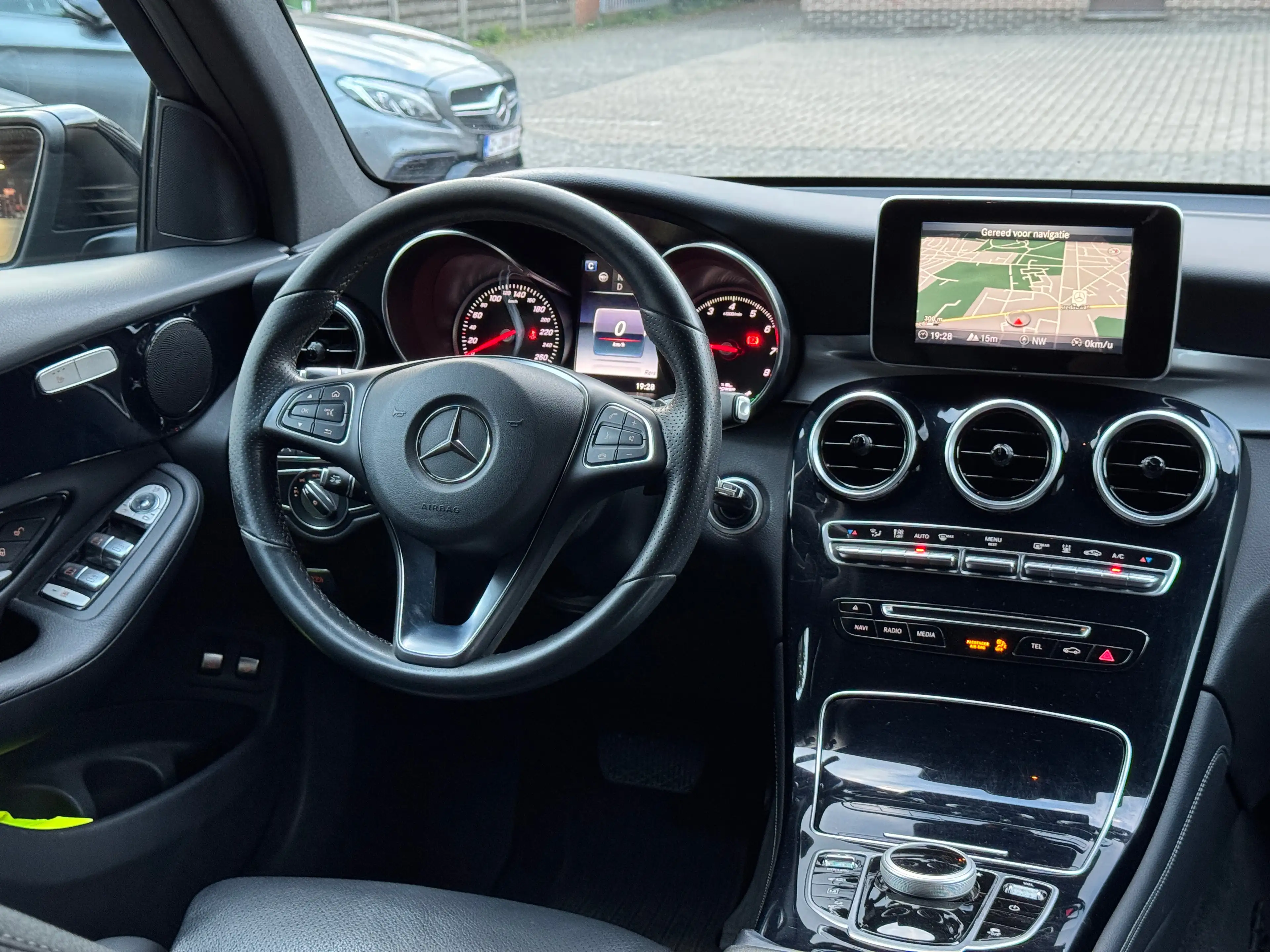 Mercedes-Benz GLC 350 e 4-Matic PHEV | LED | Airmatic | ACC | Lane Assist | Camera | Garantie — photo 8