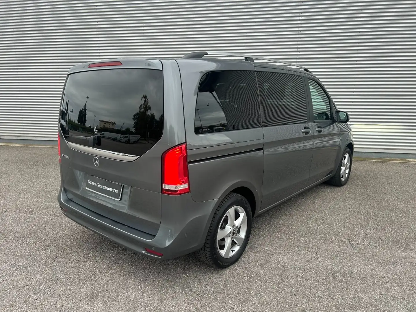 Mercedes-Benz V 250 V Compact 250 d Sport AUTOCARRO Grau - 2