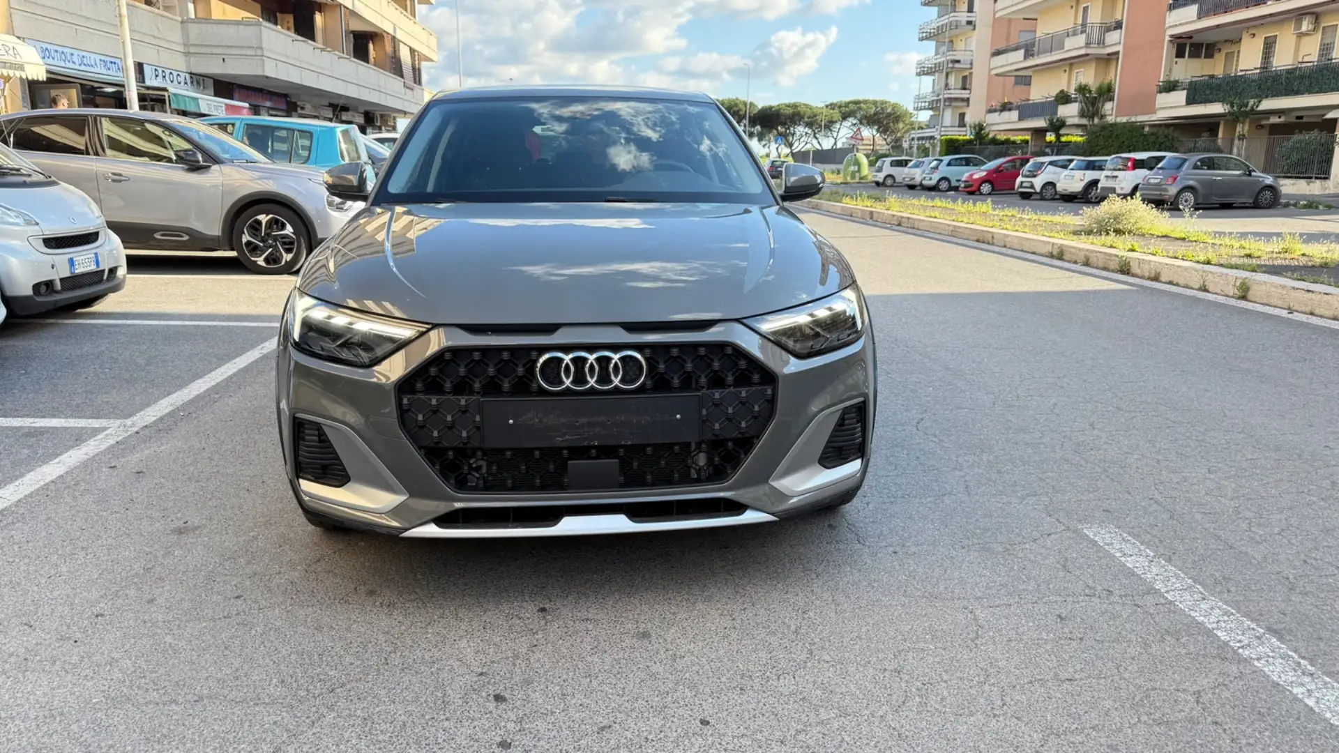 Audi A1 allstreet 30 TFSI S tronic Business LED NAVI COCKP Grijs - 1