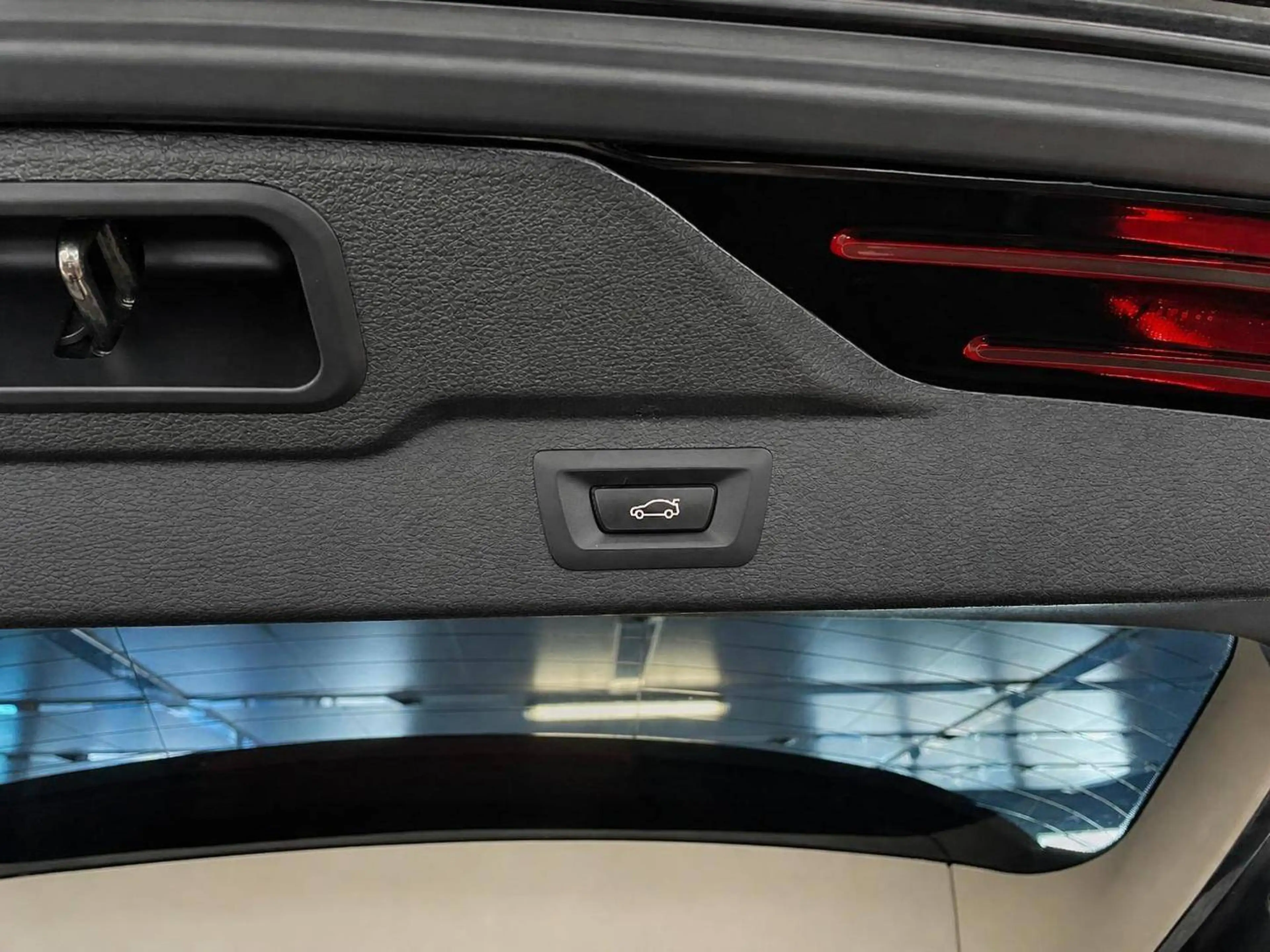 BMW X5 sDrive 25 d — photo 9