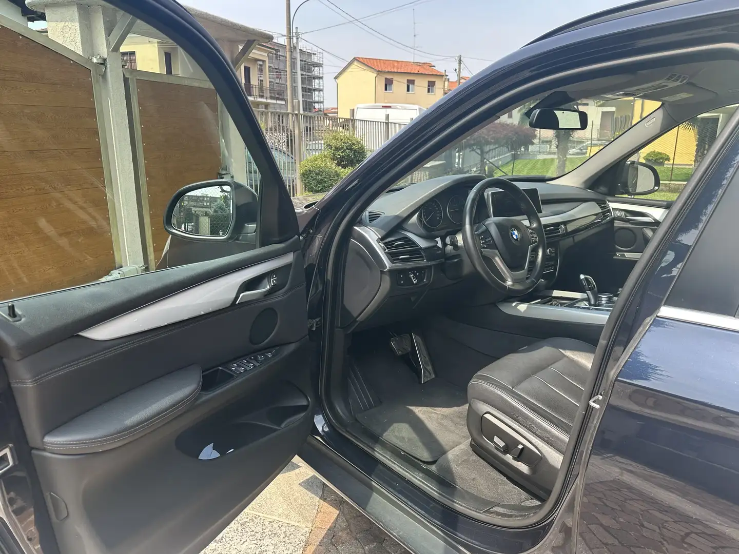 BMW X5 xdrive25d Experience 231cv auto - 2