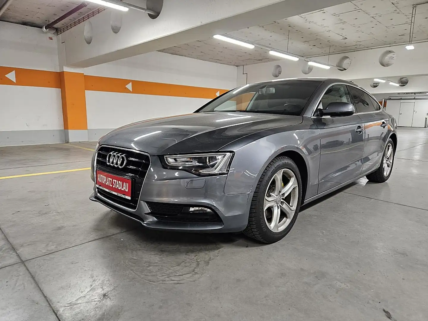 Audi A5 SB 2,0 TDI ultra Intense Grijs - 1