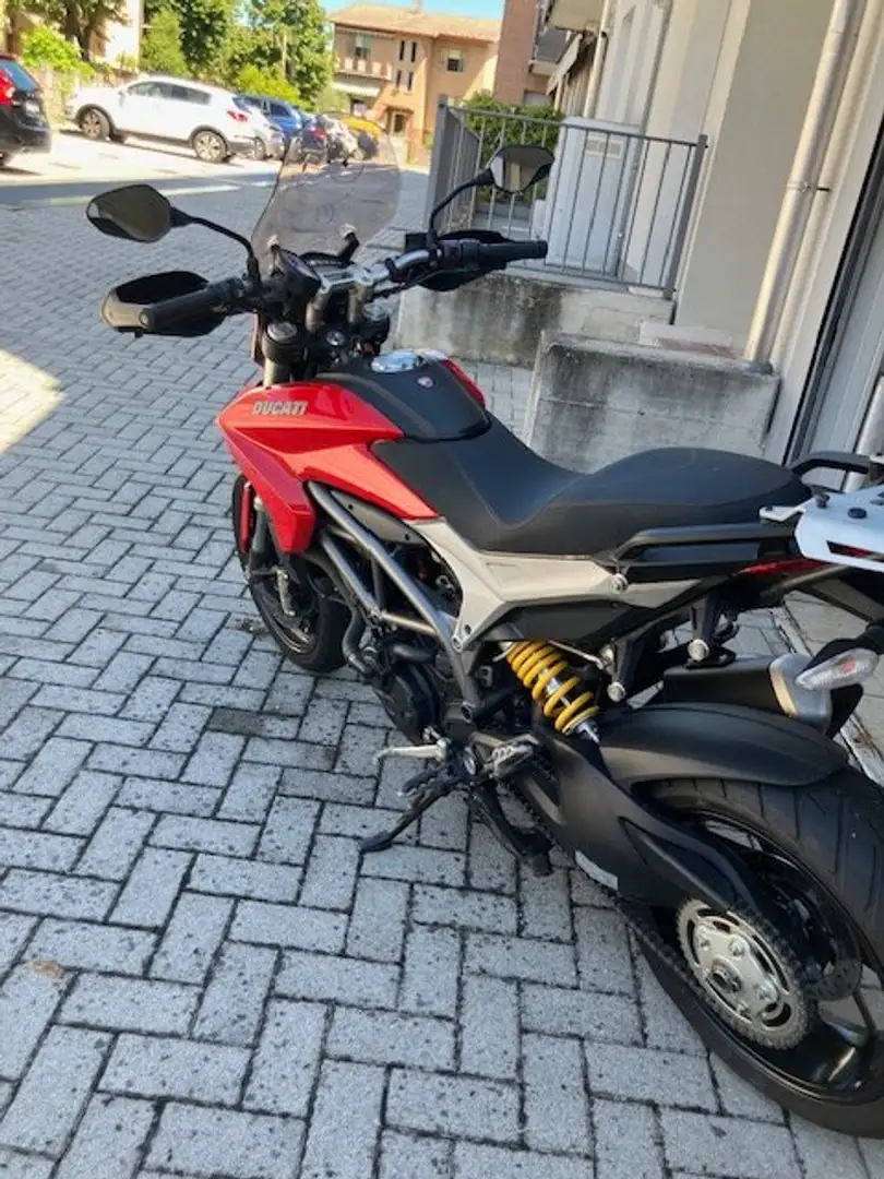 Ducati Hyperstrada Rood - 2