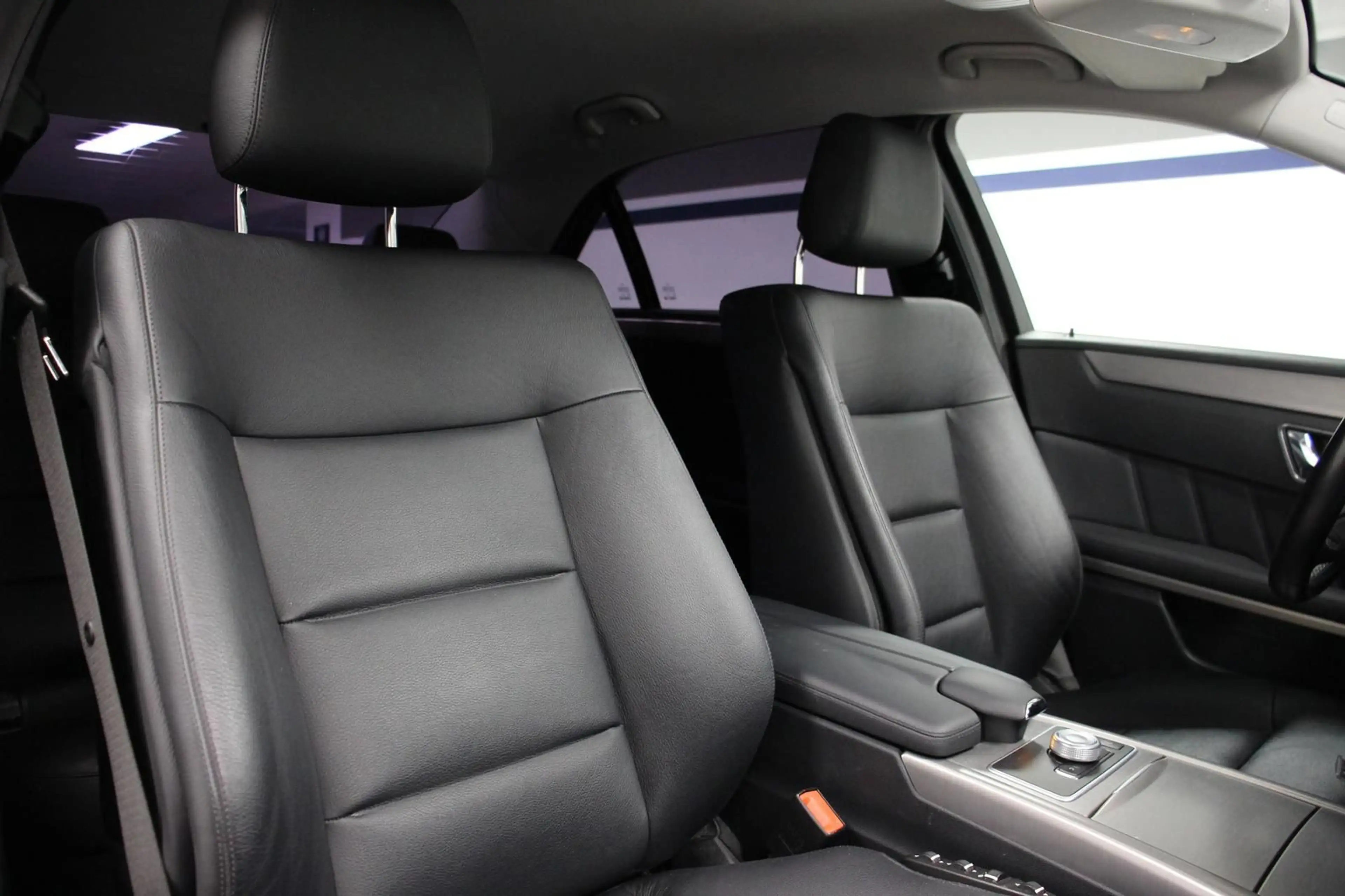 Mercedes-Benz E 350 Avantgarde Lim. Aut. NAVI TEMP XENON TOTW — photo 13