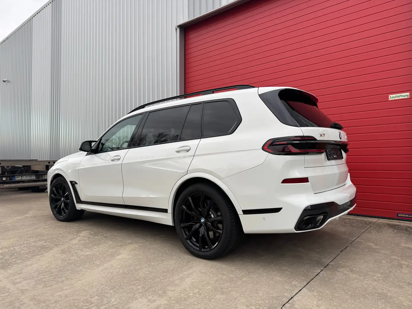 BMW X7 M X7 M60i xDrive 7 SITZER +LUFT+AHK+PANO+HARMAN+22" Blanco - 1