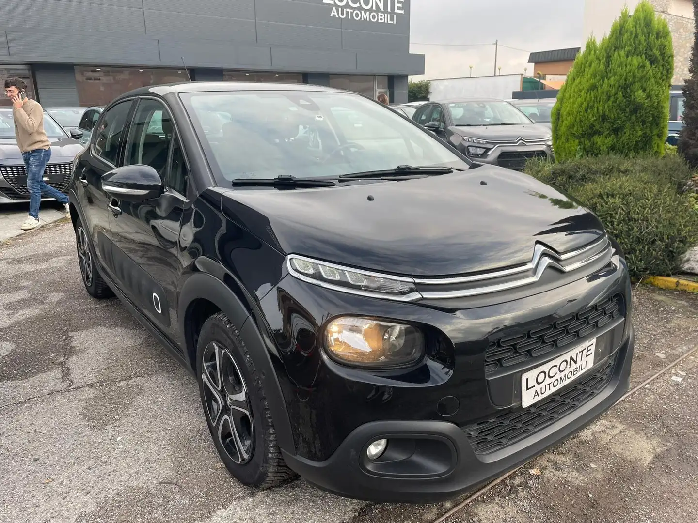 Citroen C3 C3 1.2 puretech Shine s *AUTOMATICO* Nero - 1