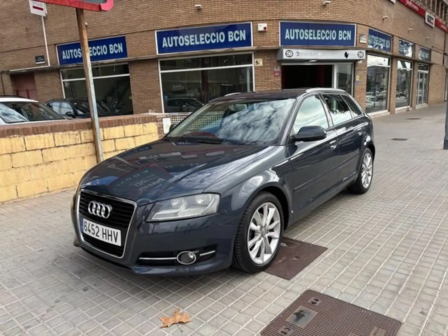 Audi A3 2.0 TDI 140CV Ambition Gris - 1