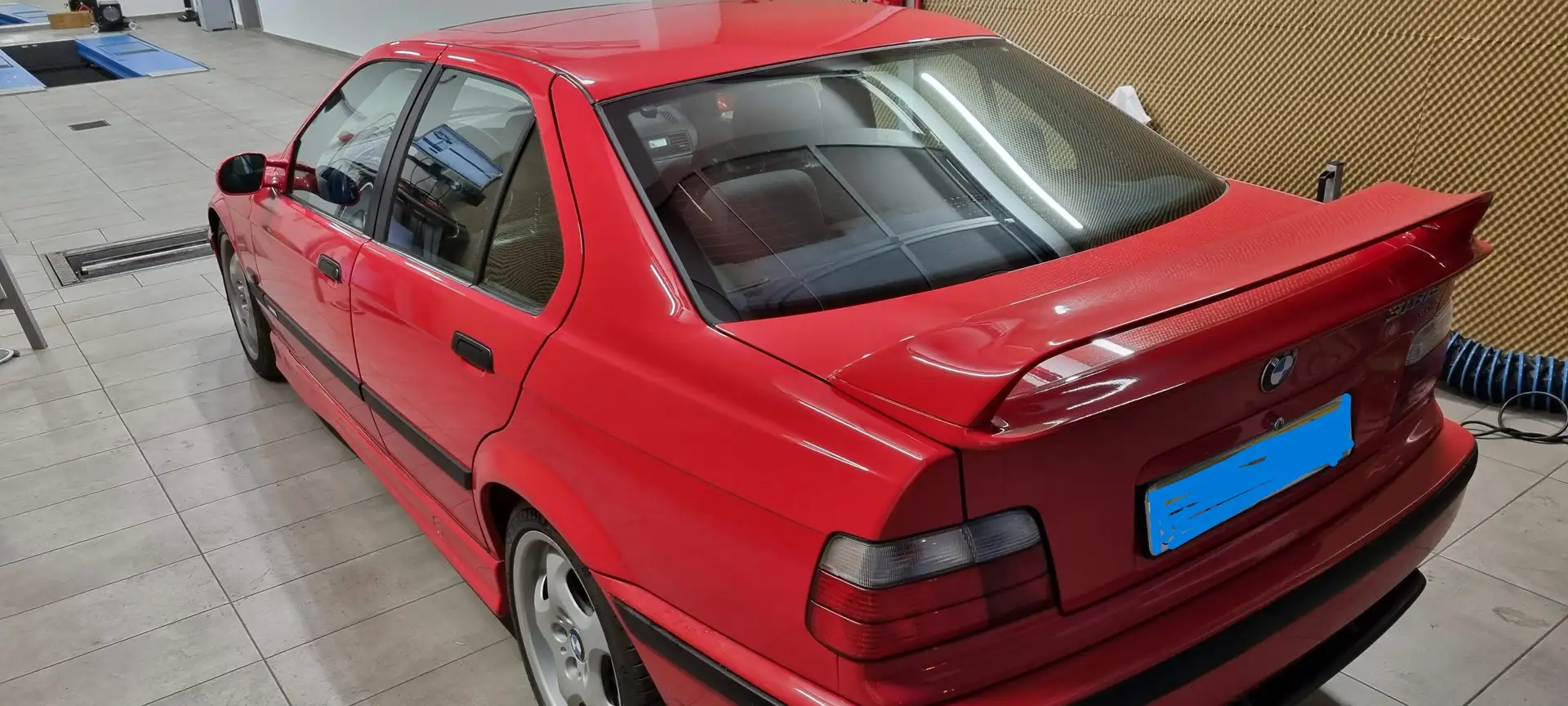 BMW 318 Class 2 original Zustand 72tkm H-Kennzeichen Rojo - 1