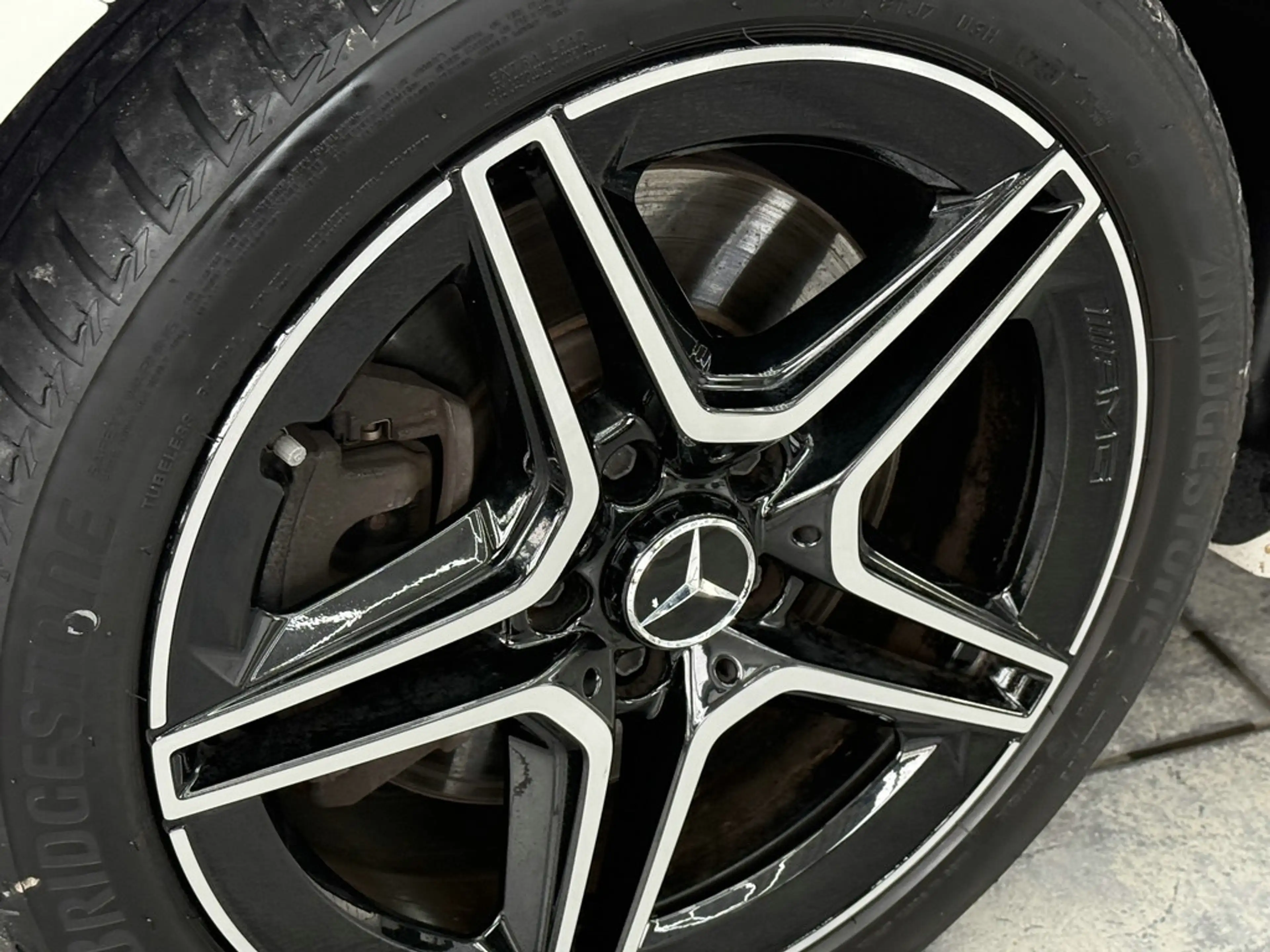 Mercedes-Benz A 250 e AMG Line, LED, Leder, MBUX, Kamera, DAB — photo 11