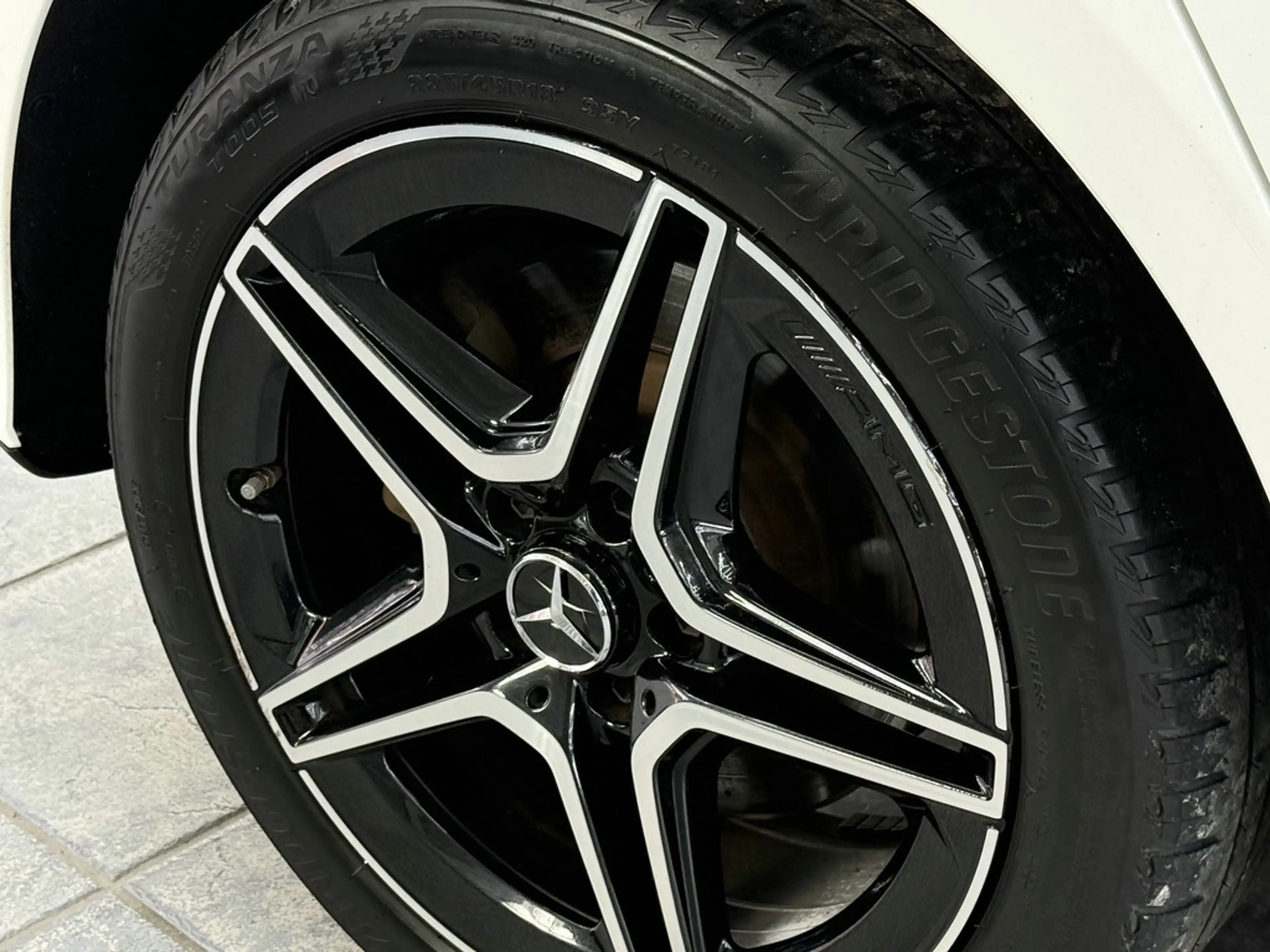 Mercedes-Benz A 250 e AMG Line, LED, Leder, MBUX, Kamera, DAB — photo 4