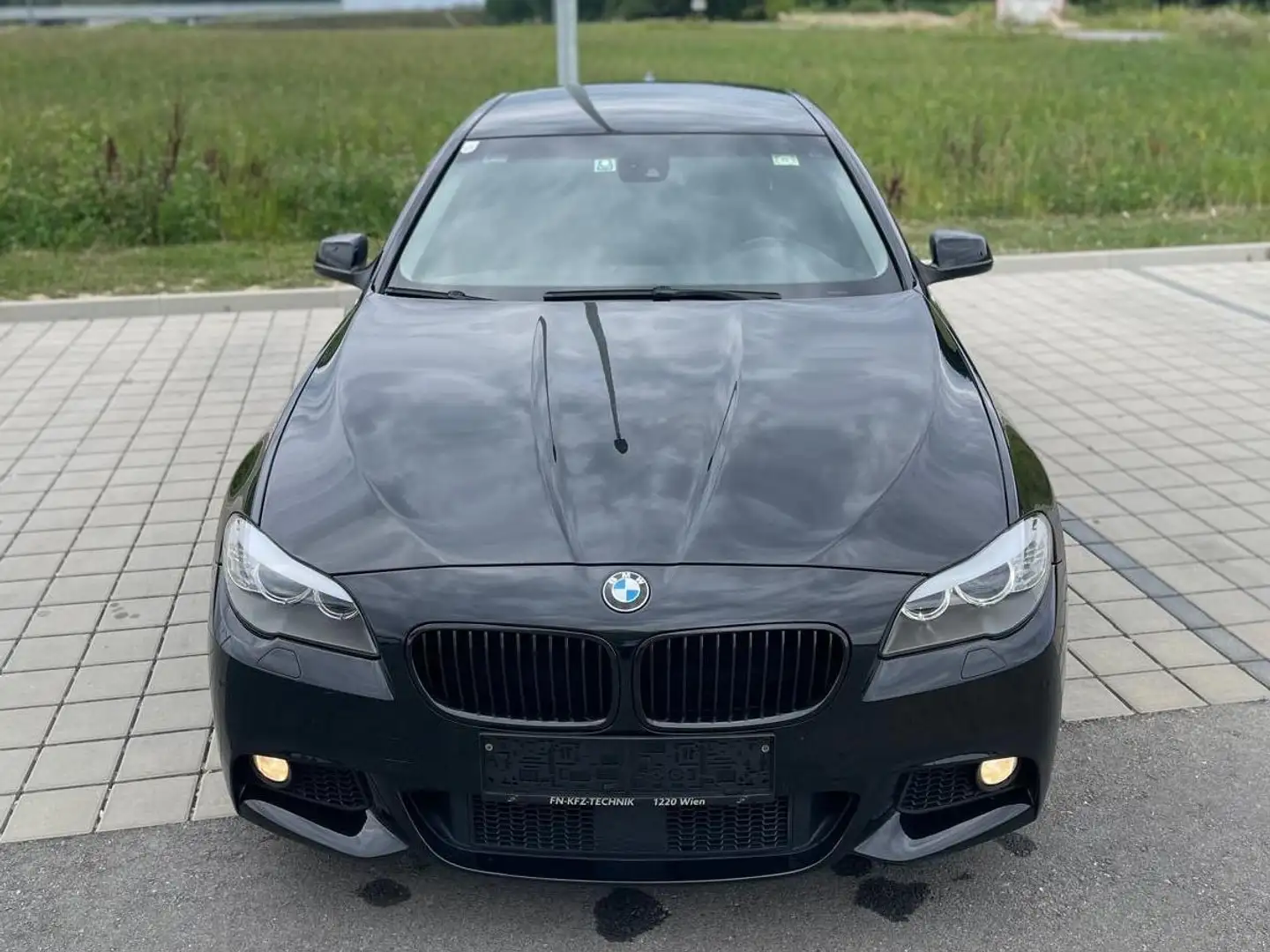 BMW 525 525d Österreich-Paket Aut. Österreich-Paket Schwarz - 1
