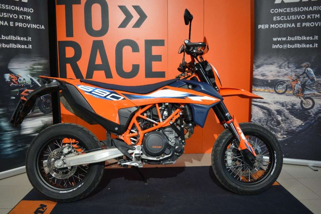 KTM 690 SMC R