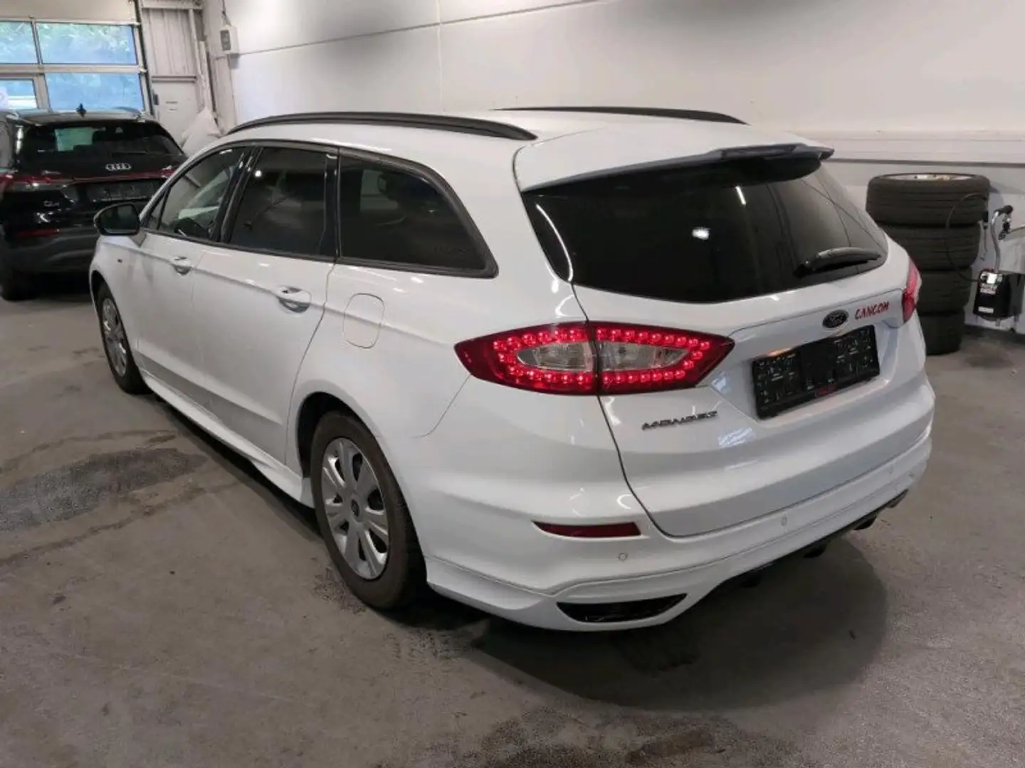 Ford Mondeo 2,0 TDCi ST-Line,* ACC, Leder, Navi,... Bianco - 1