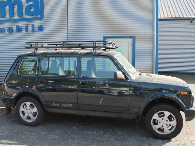 Lada Niva Taiga, 4x4 Urban, 4-türig, Anhängerkupplung