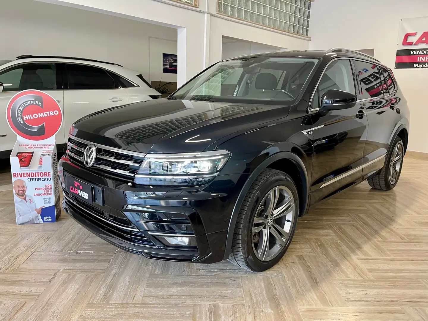 Volkswagen Tiguan Tiguan Allspace 2.0 Advanced R-Line 4motion 240cv Nero - 1