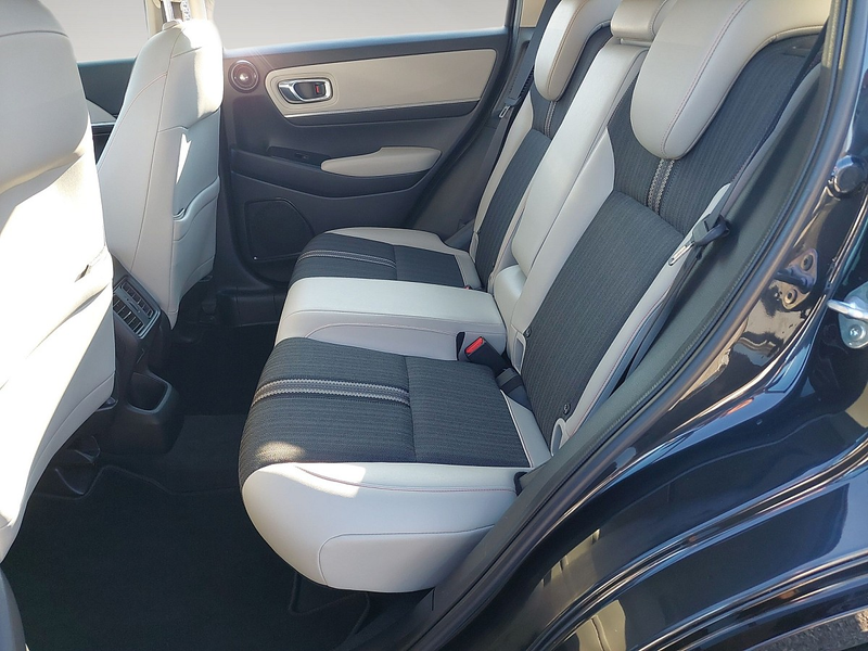 Honda HR-V 1,5 i-MMD Hybrid 2WD Advance Style Aut. *Two-Tone* — photo 13