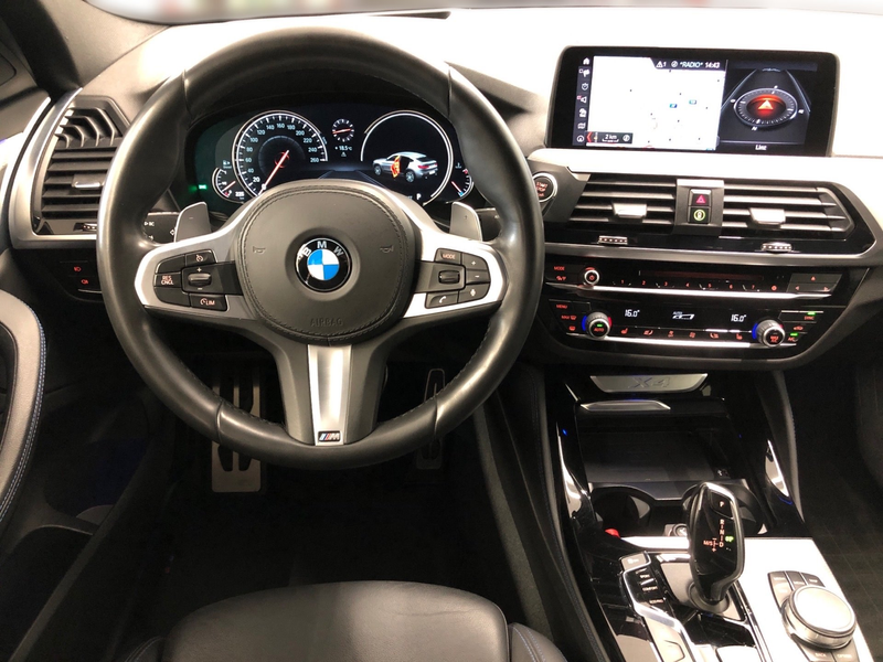 BMW X4 xDrive20d — photo 7