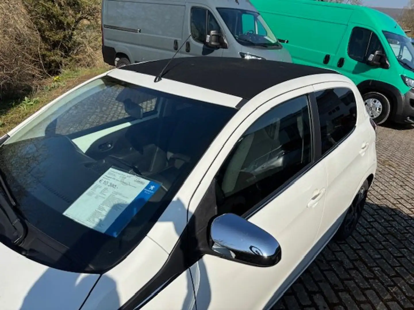 Peugeot 108 Allure TOP-Stoffdach, 8fach bereift, Klimaautom., Weiß - 2