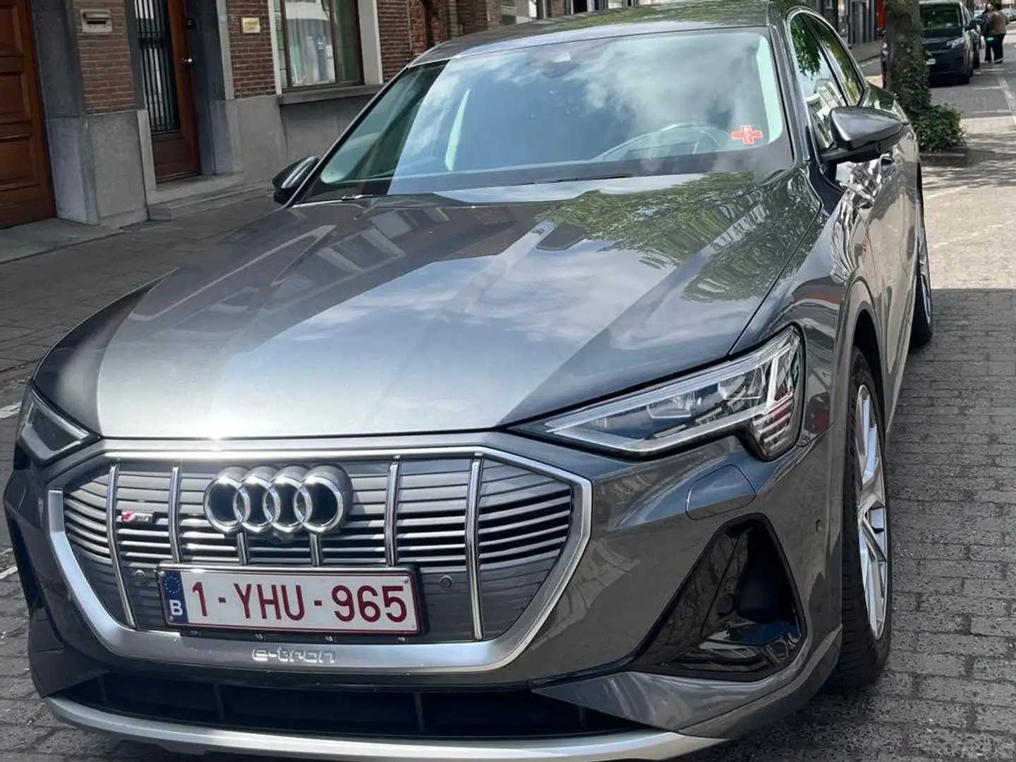Audi e-tron e-tron 50 quattro Plateado - 2