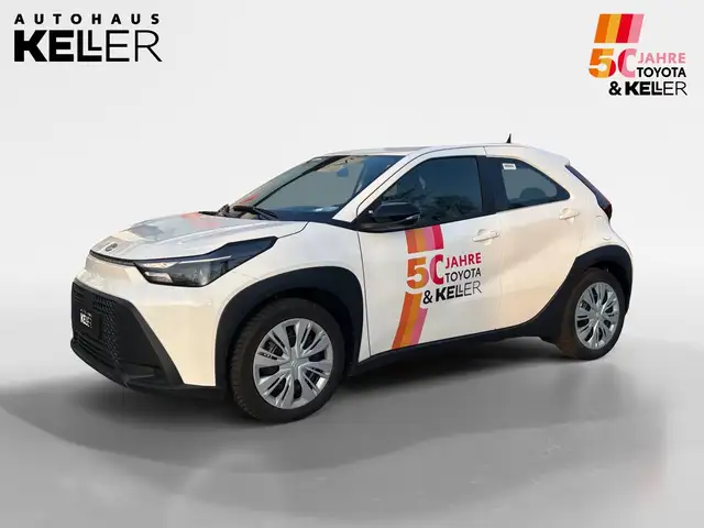 Toyota Aygo X 1.5 L PURE CVT AUT