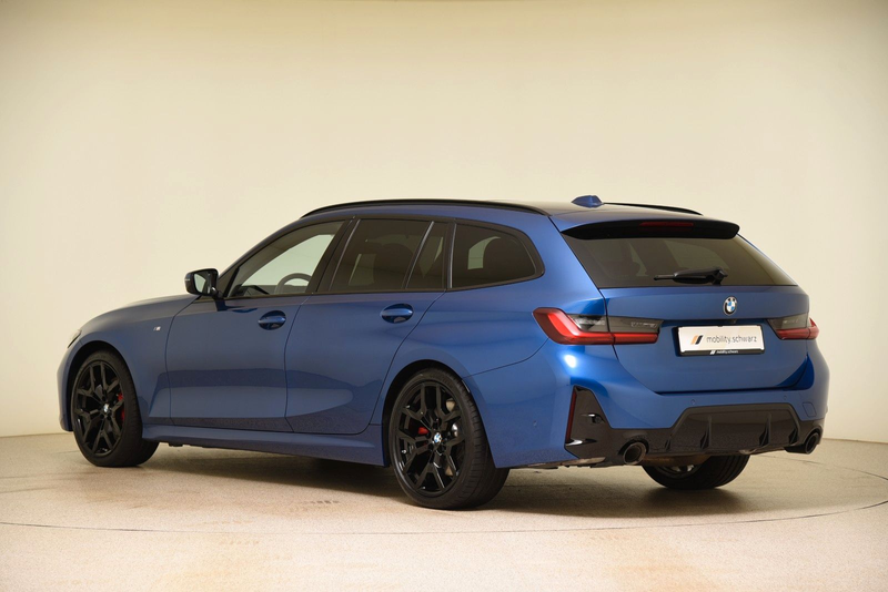 BMW 320 d Touring xDrive M Sport Pro ACC LED DAB Pano — photo 2