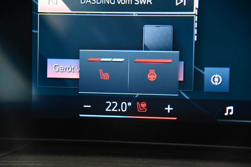 BMW 320 d Touring xDrive M Sport Pro ACC LED DAB Pano — photo 15